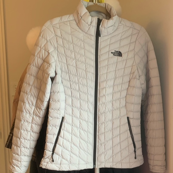 The north face jacket brand new - Picture 1 of 9